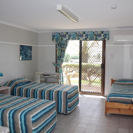 Ningaloo Coral Bay - Bayview Hotel Room photo