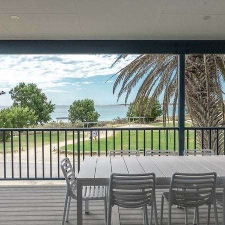 Ningaloo Coral Bay - Bayview Hotel Exterior photo