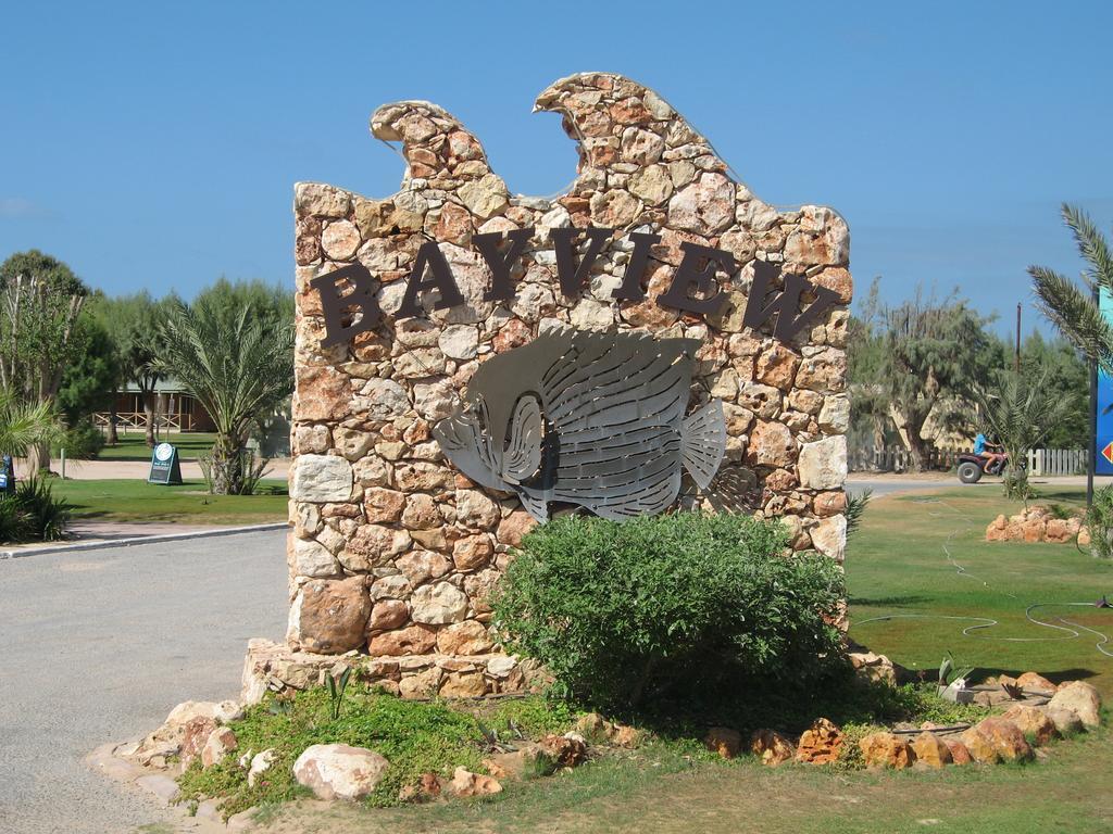 Ningaloo Coral Bay - Bayview Hotel Exterior photo